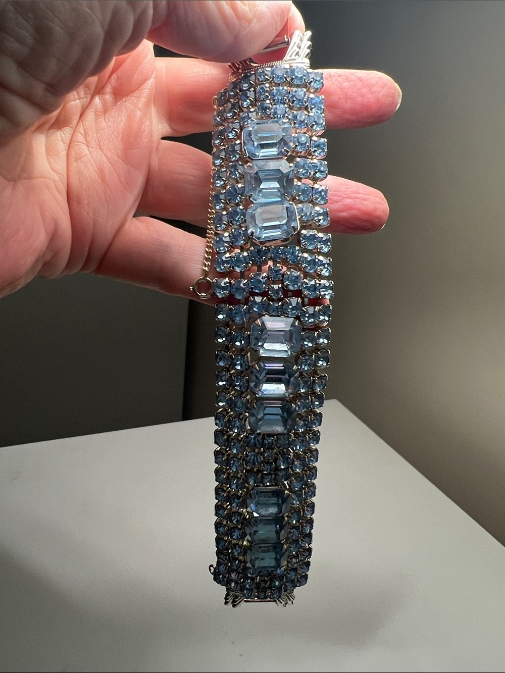 Vintage Brilliant Blue Crystal & Silver Bracelet with Safety Chain - Picture 16 of 16